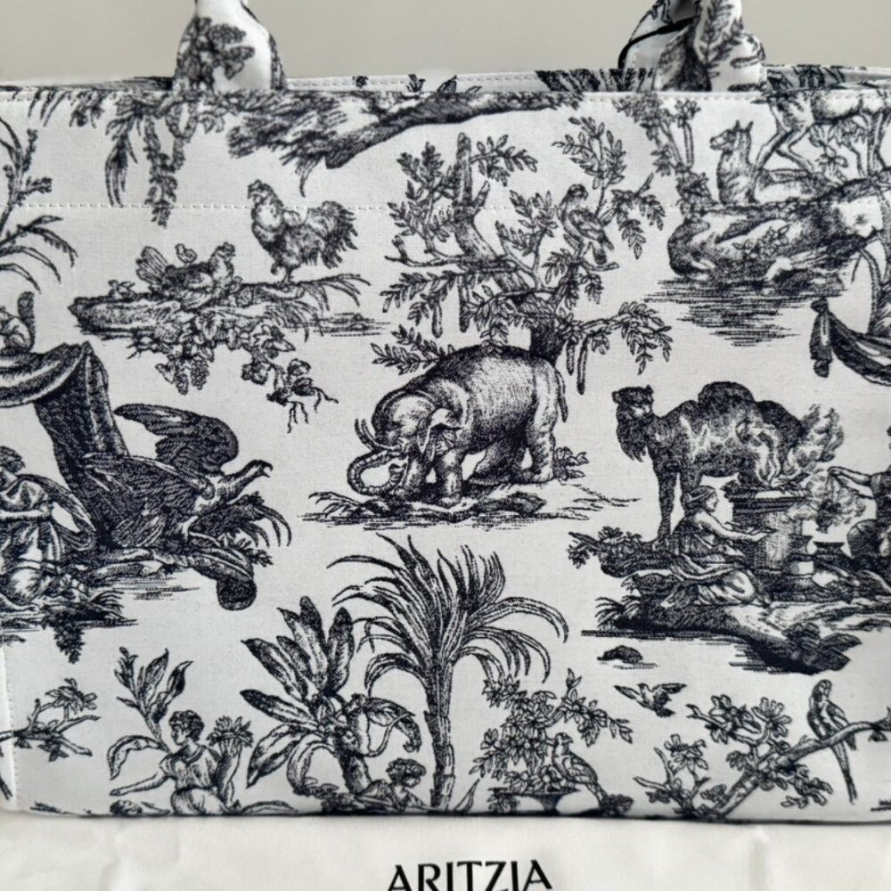Aritzia Keep Tote - Oak/Admiral - Picture 5 of 8
